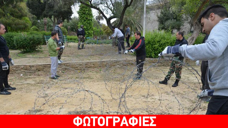 Κύπρος: Συρματοπλέγματα έξω από τη Βουλή ενόψει της κρίσιμης συνεδρίασης για τις εκποιήσεις